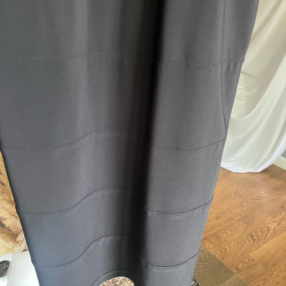 NWT Woman’s size 6 R & M Richards little black dress $24 - Picture 5 of 9